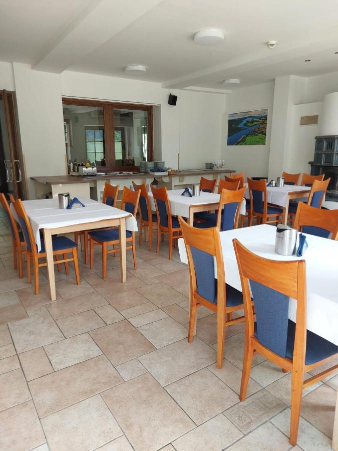 Hotel Vltava Frymburk Exterior foto